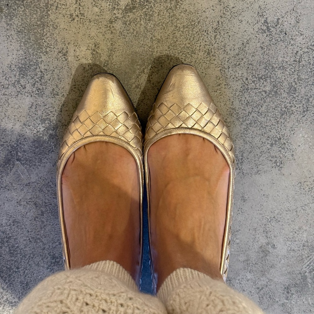 Authentic Bottega Veneta Metallic Woven Flats